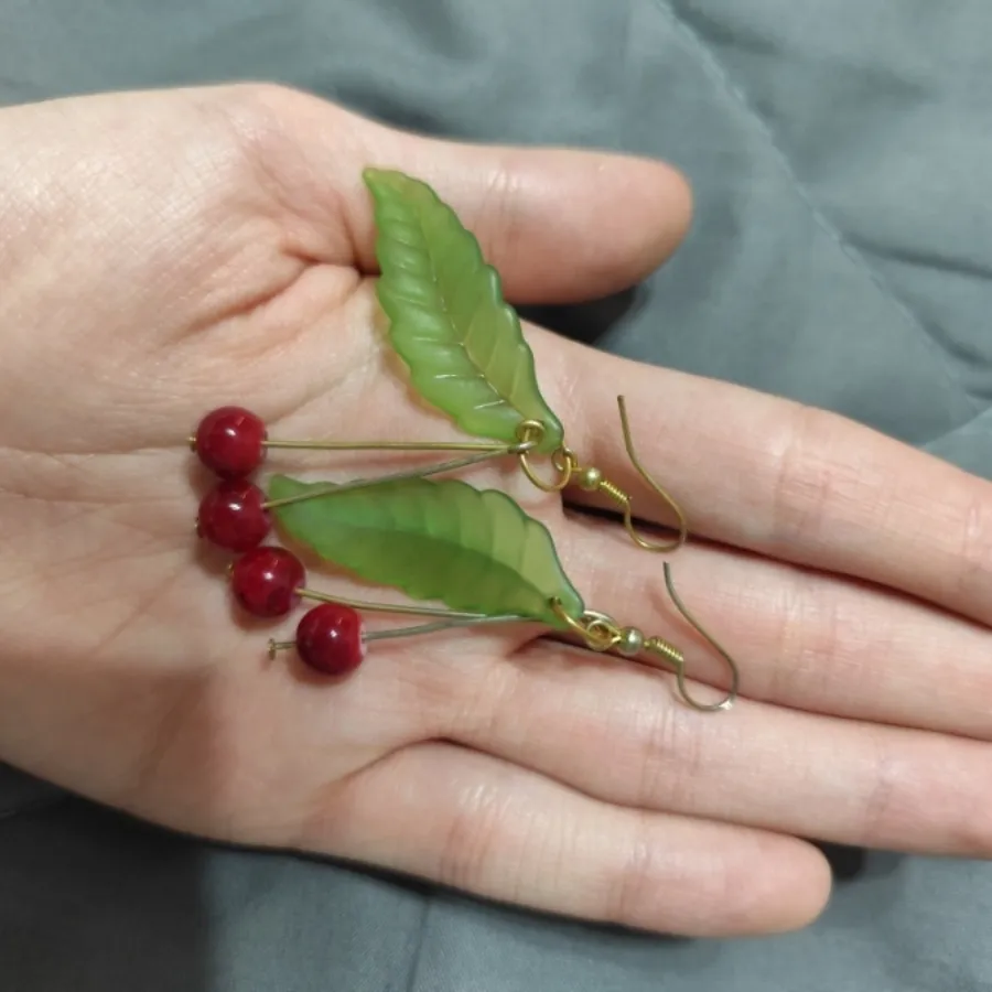 گوشواره طرح آلبالو