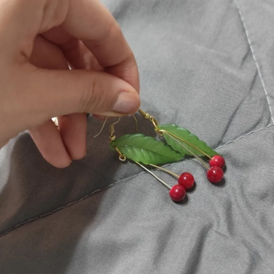 گوشواره طرح آلبالو