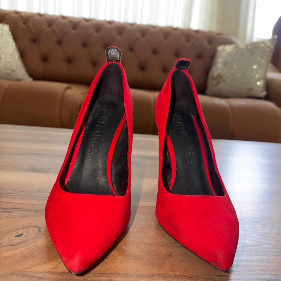 کفش برشکا اصل