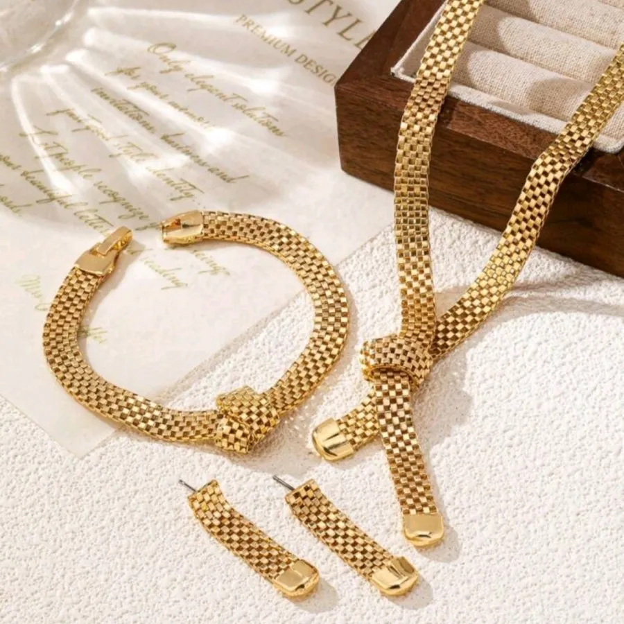 سرویس طرح طلا کارتیه