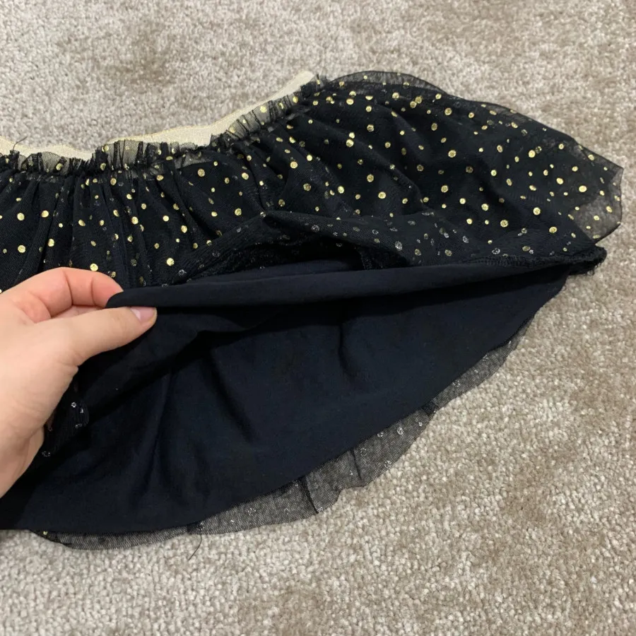 دامن بچگانه