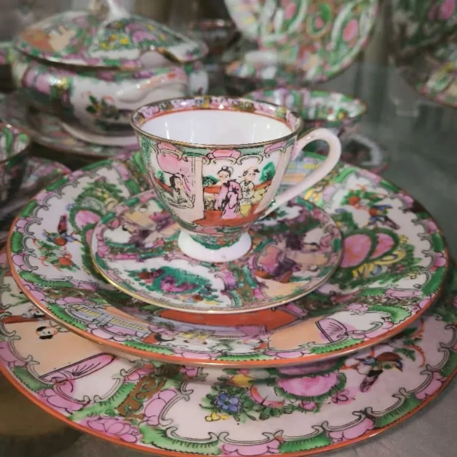 سرویس چینی گل مرغی