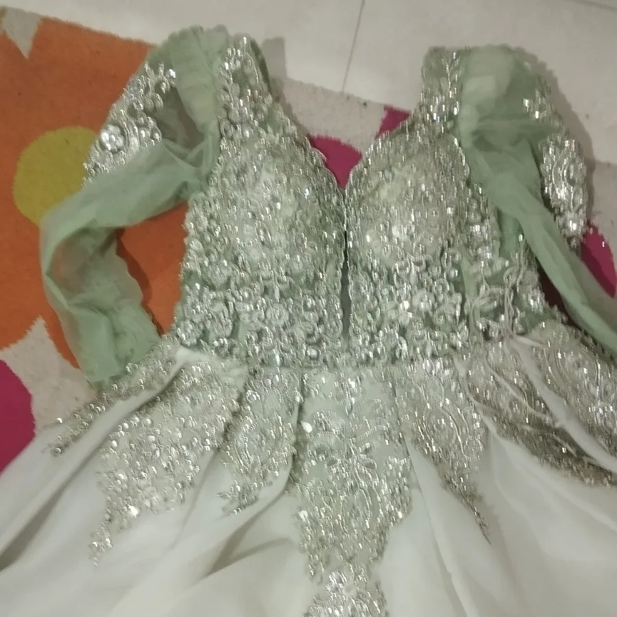 پیراهن مجلسی حالت عروس