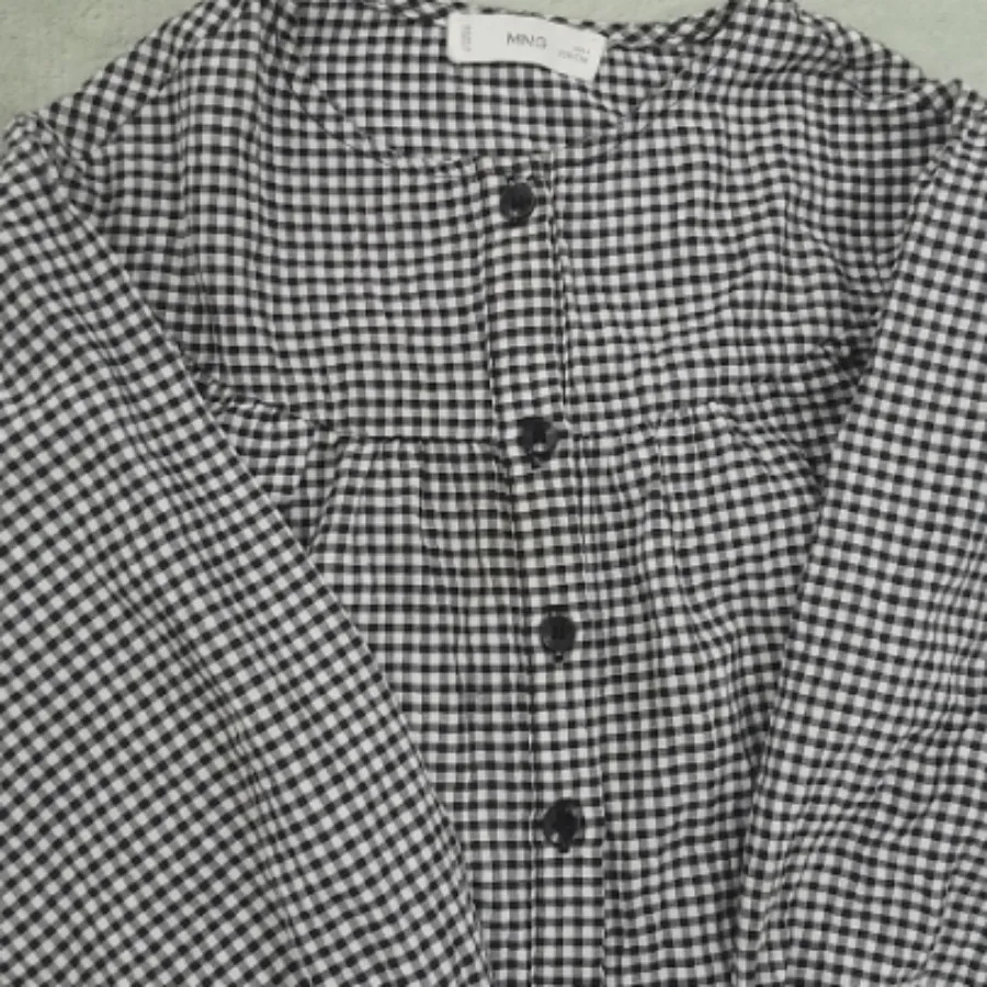 کت چرم وارداتی شومیزمانگو