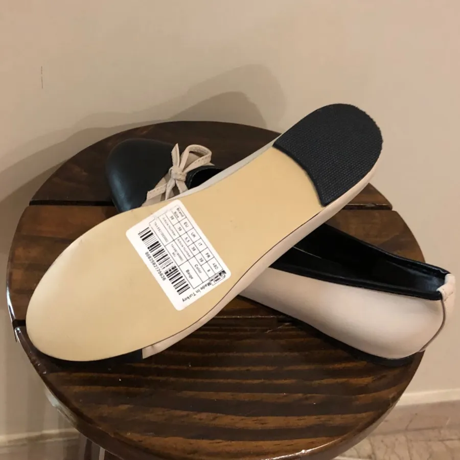 کفش ترک شیری و مشکی