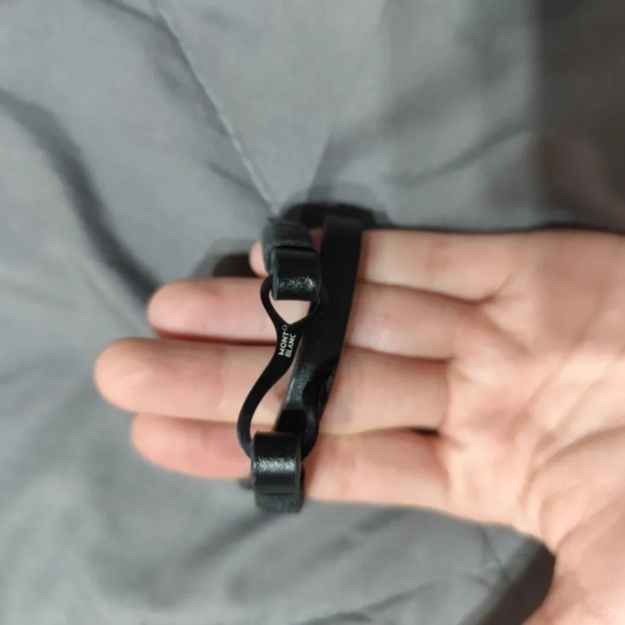 دستبند چرم مونت بلان