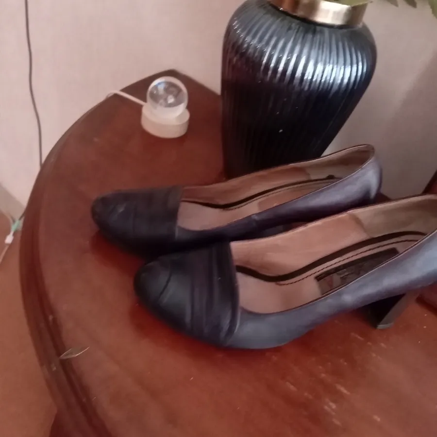 کفش چرم افشین