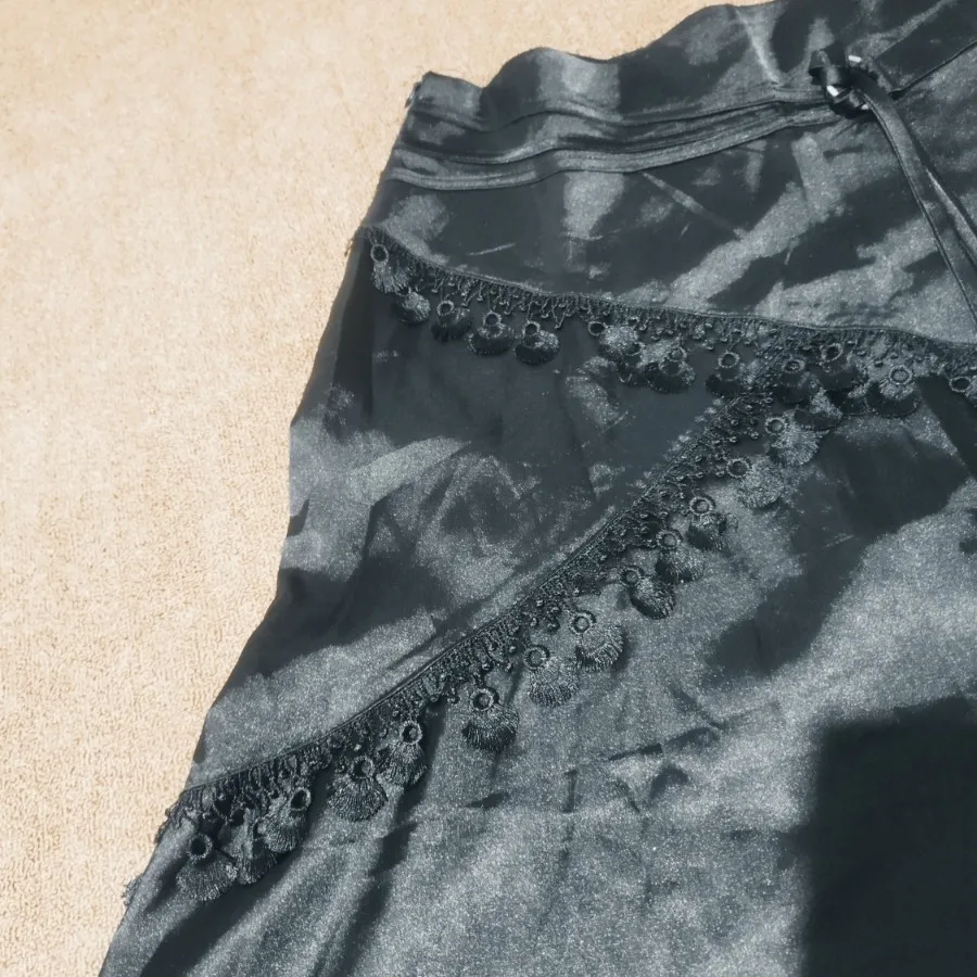 دامن مشکی مجلسی کلوش