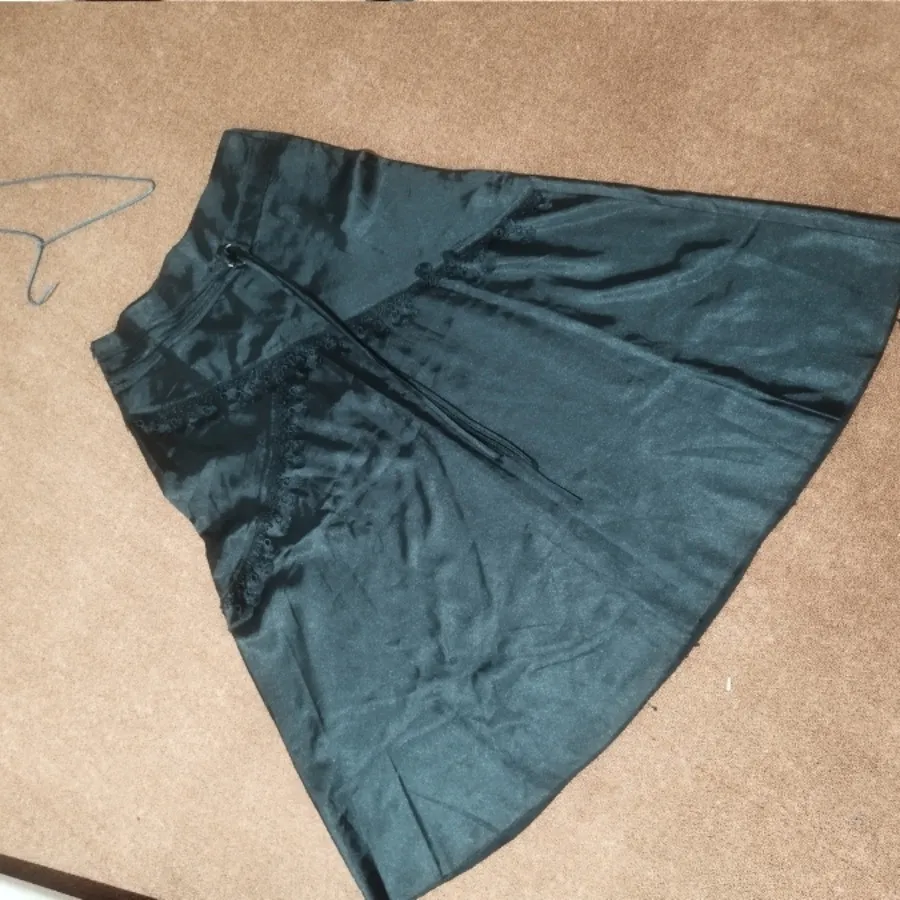 دامن مشکی مجلسی کلوش