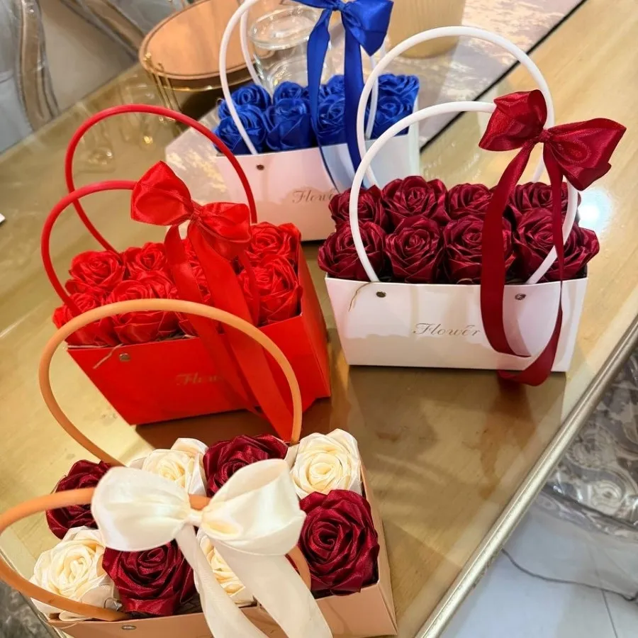 باکس گل ماندگار