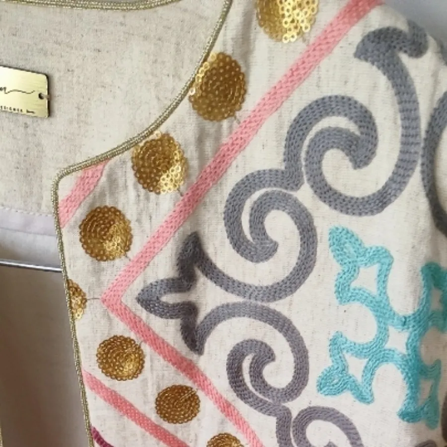 مانتو کتی سوزن دوزی