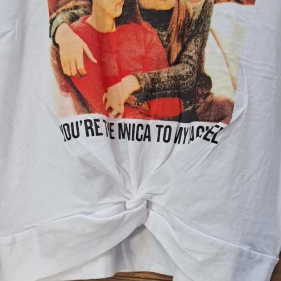 تیشرت سفید وارداتی فرندز