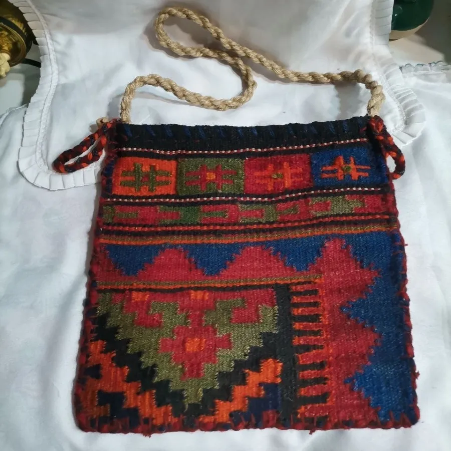 کیف دوشی گلیمی