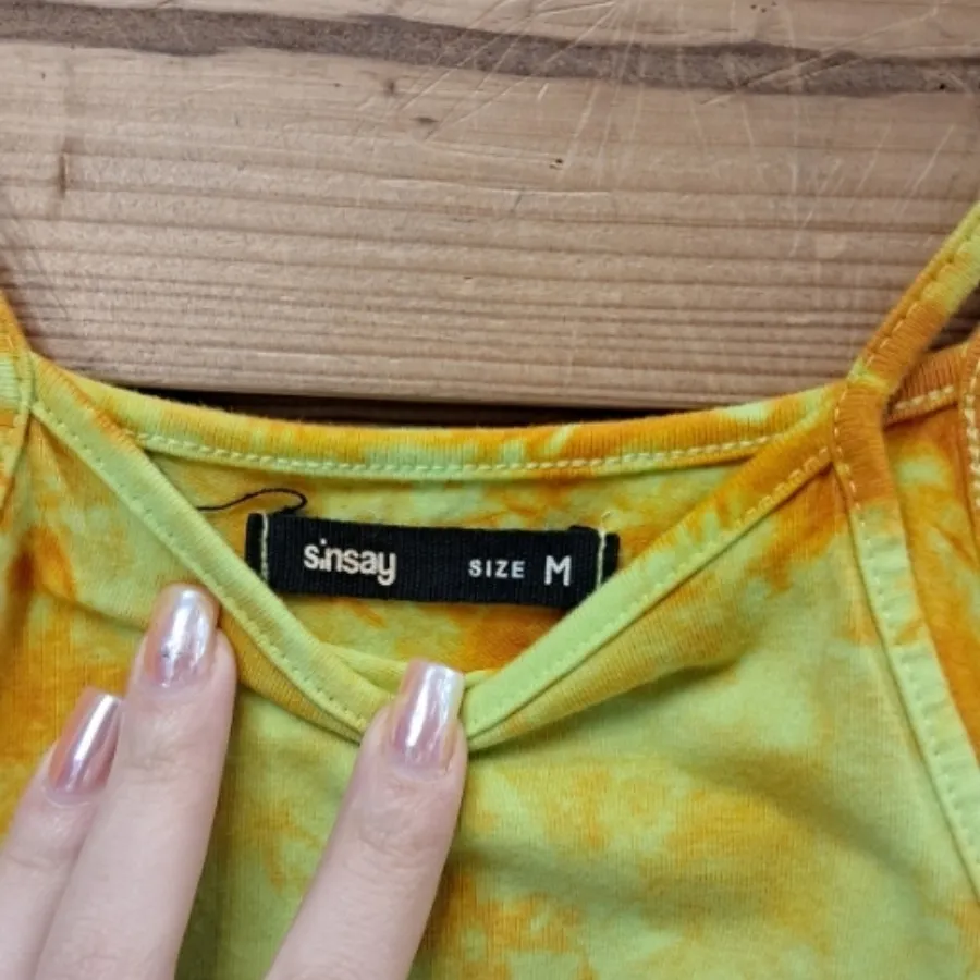 بادی ابر و بادی وارداتی