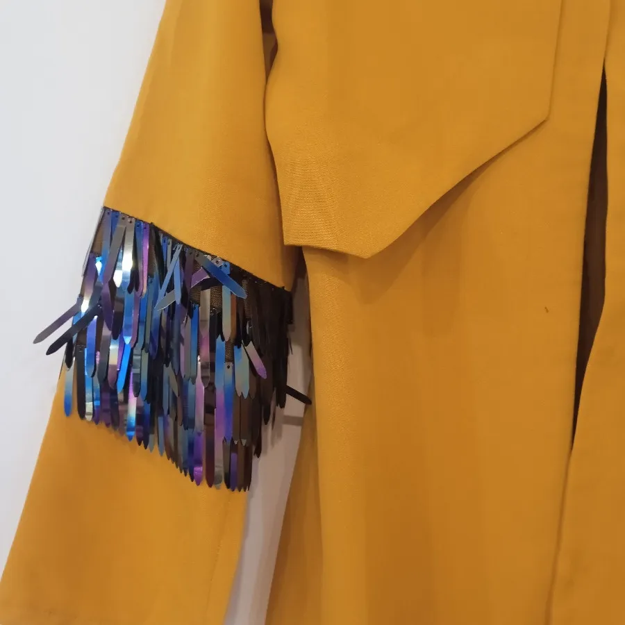 مانتو خردلی