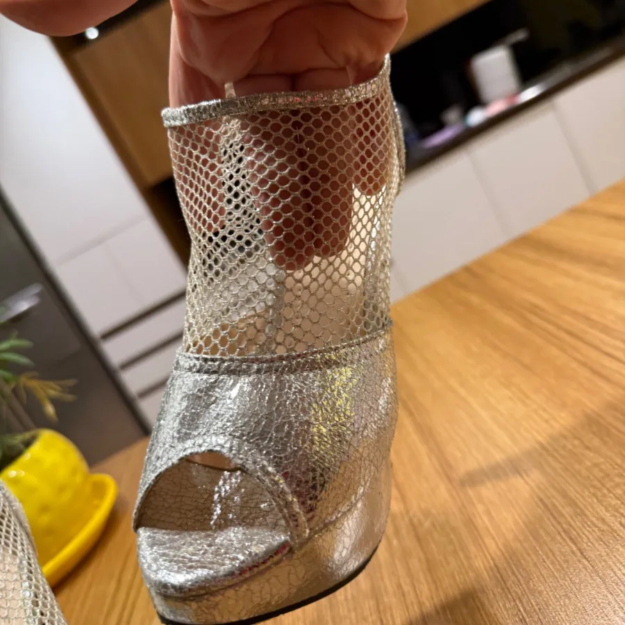 کفش مجلسی نقره ای