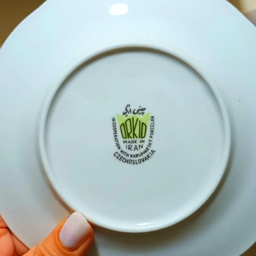 بشقاب چینی قدیمی