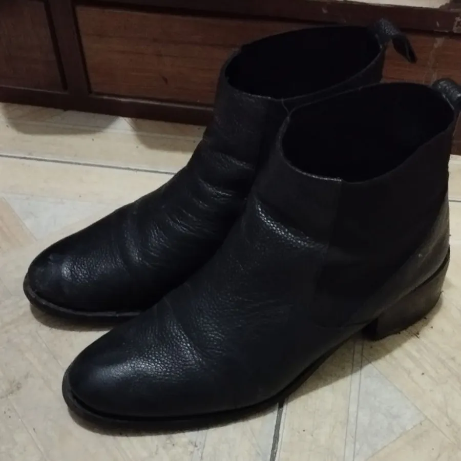 بوت چرم طبیعی مشکی