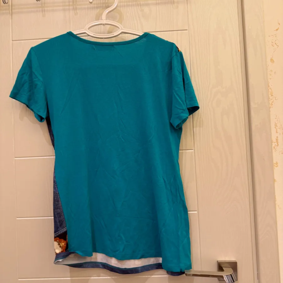 تیشرت زنانه