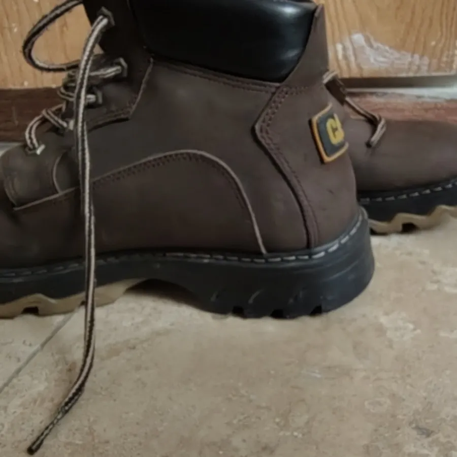 بوت پوتین برند کاترپیلار