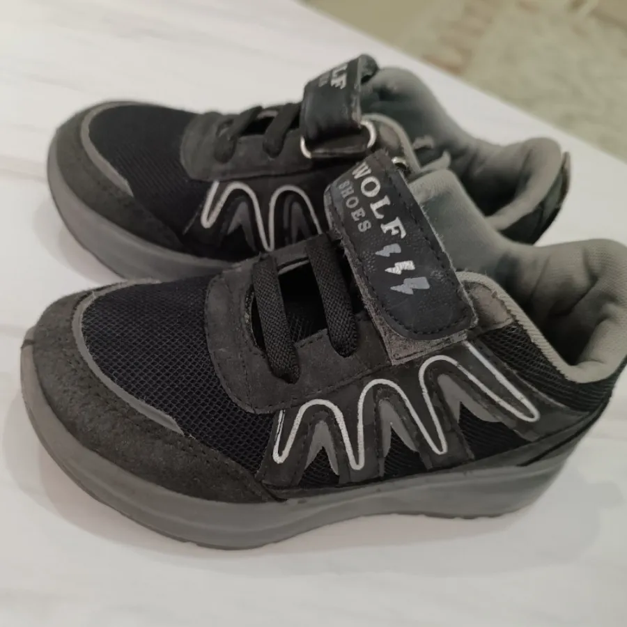 کفش کتونی بچگانه سایز 27