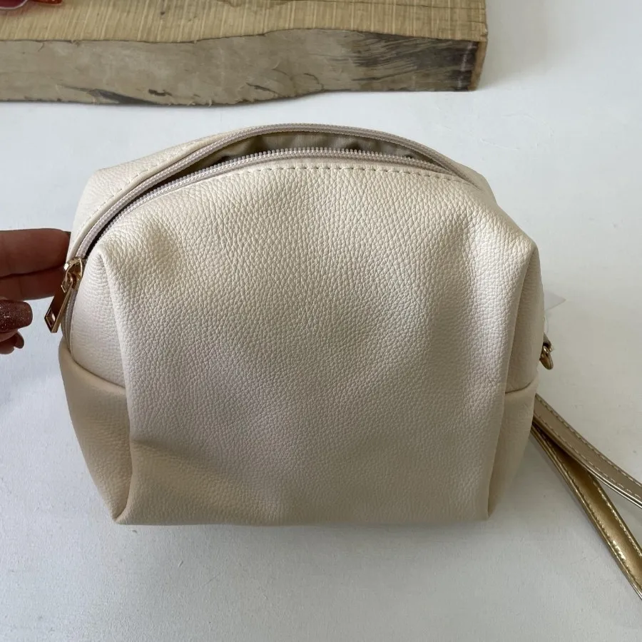 کیف لوازام شخصی و آرایشی