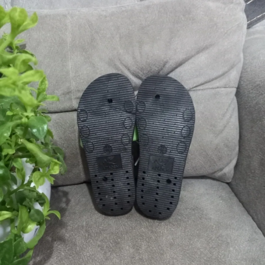 دمپایی 88تومنی