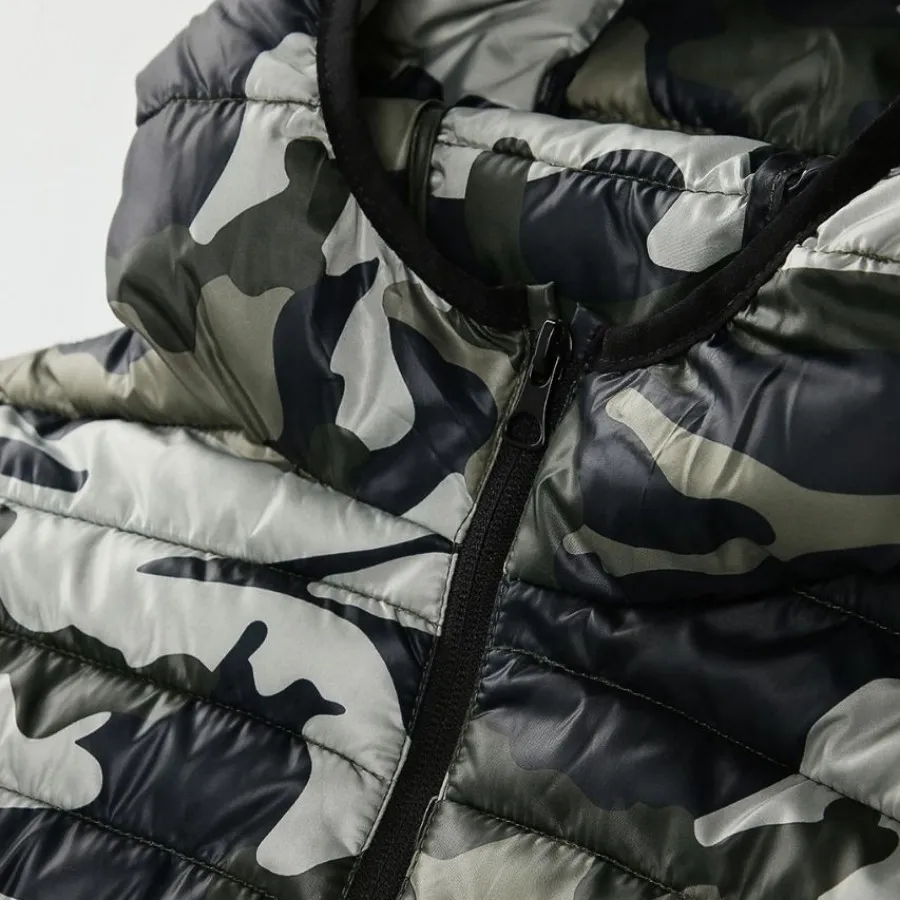 کاپشن پسرونه برند