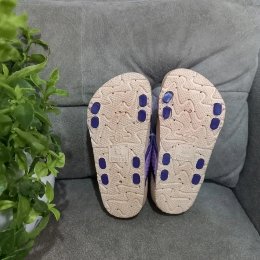 دمپایی بچگونه