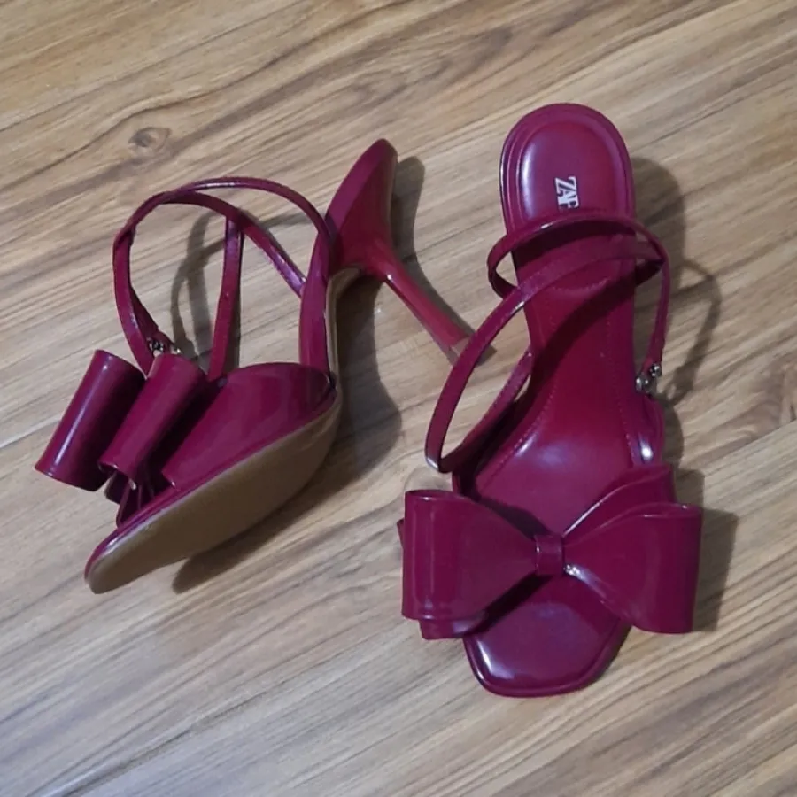 صندل ورنی ZARA سایز 37