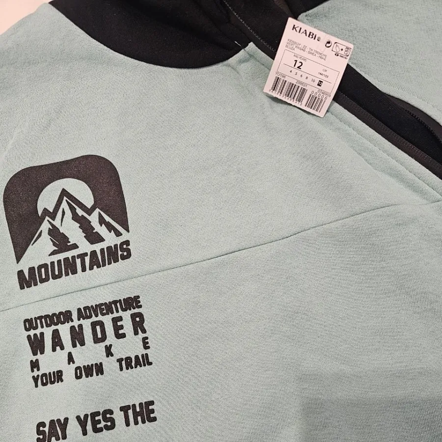 هودی کلاه دار