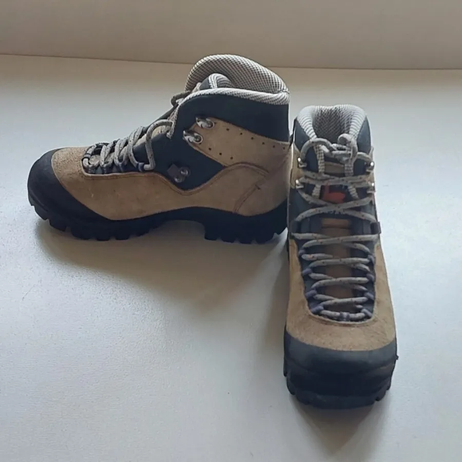 کفش کوهنوردی کسری تبریز36