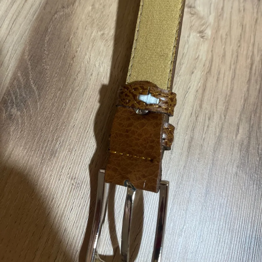 کمربند قهوه ای