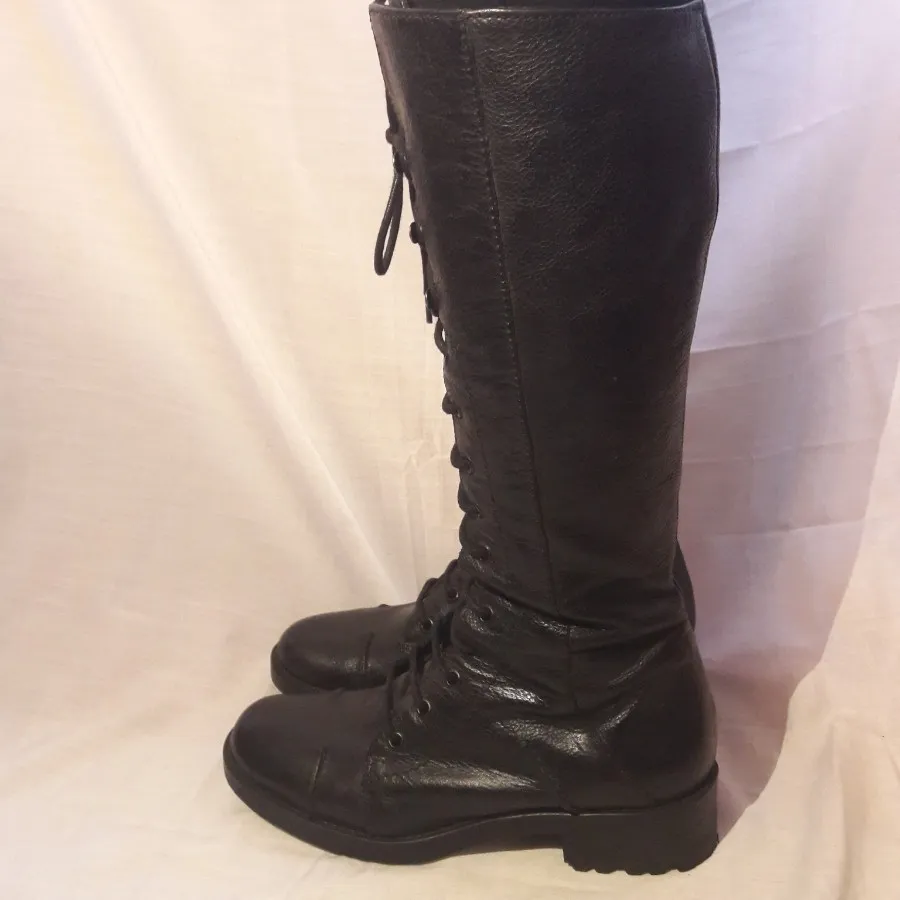 بوت چرم بنتون 36