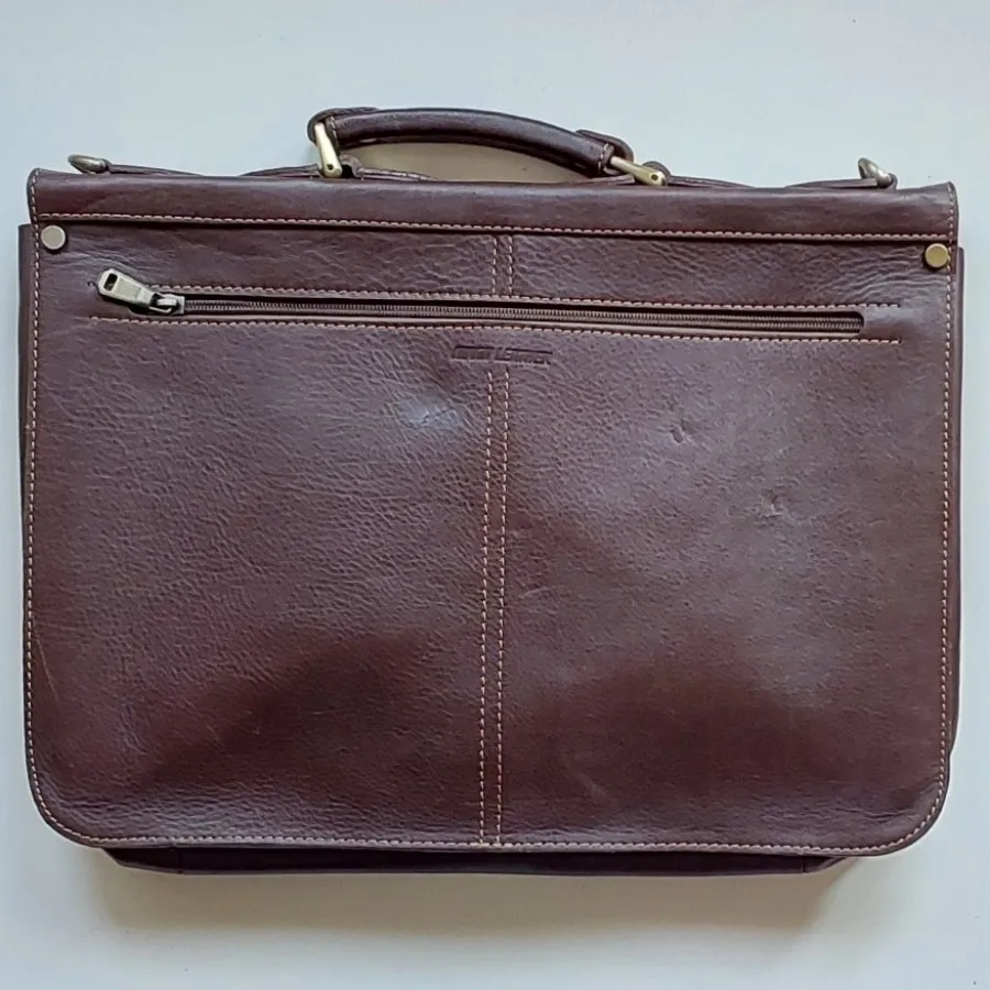 کیف‌اداری نوین چرم