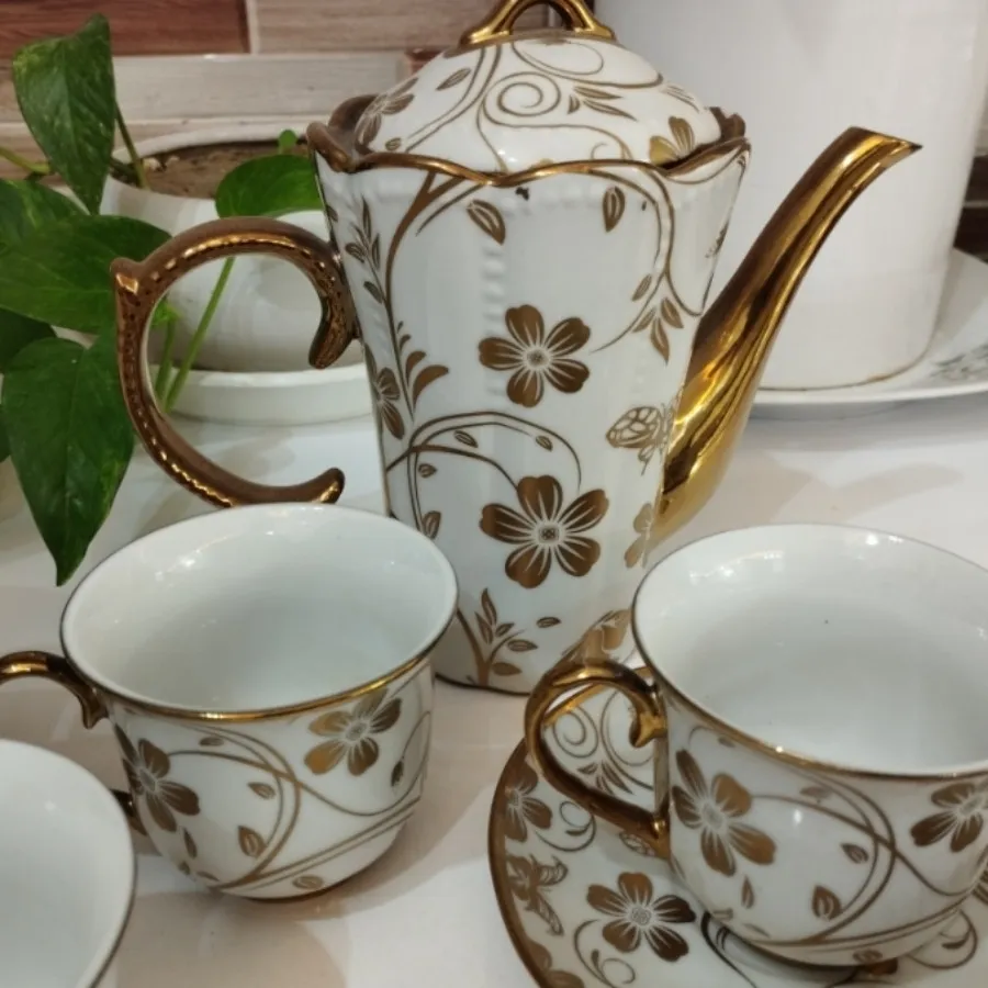 سرویس عصرانه خوری