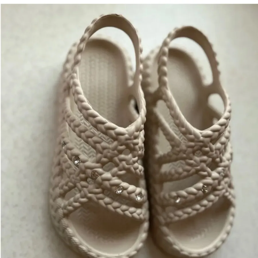 کفش صندل نو