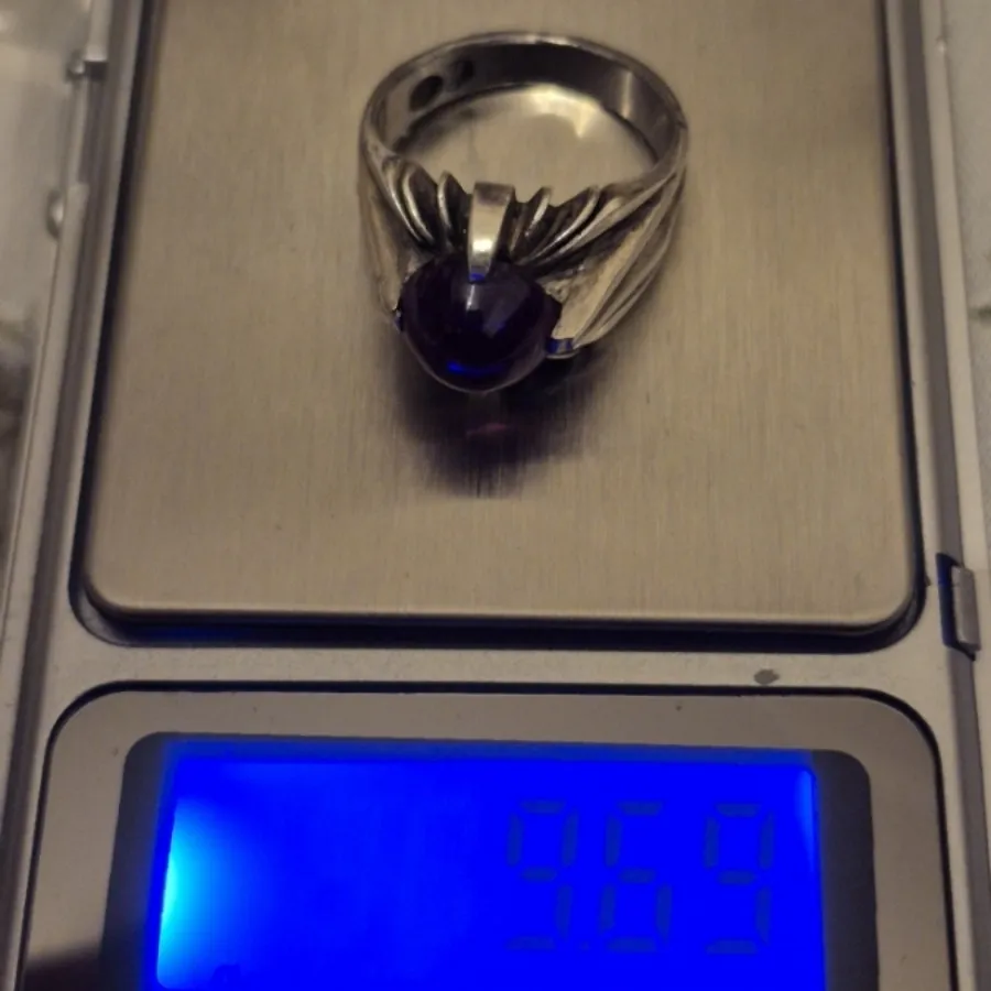 انگشتر یاقوت قرمز