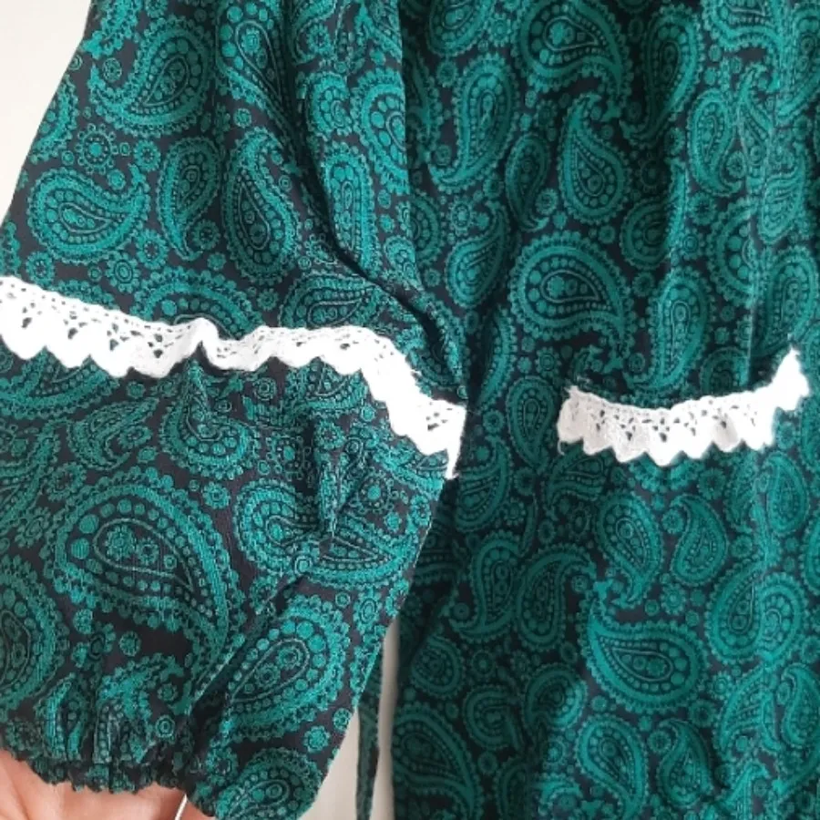 مانتو نخی جلو بسته