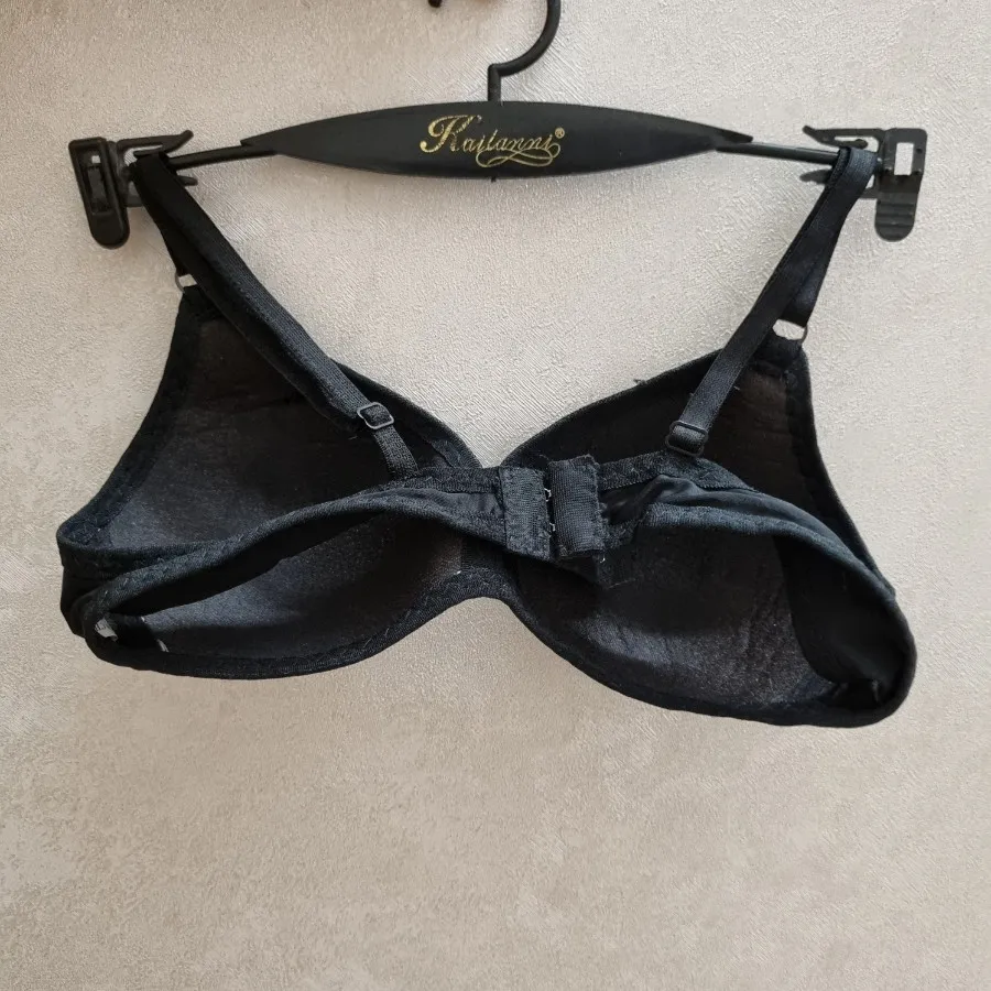 سوتین اسفنجی نازک سایز 60