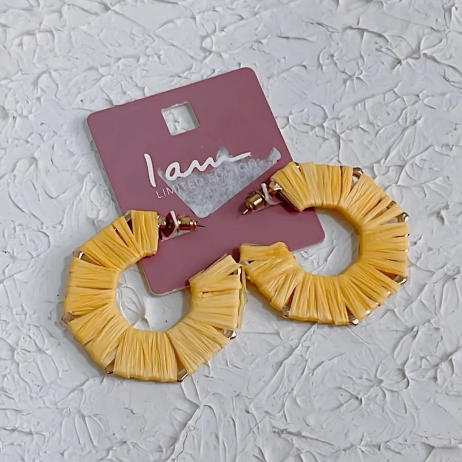 گوشواره حصیری