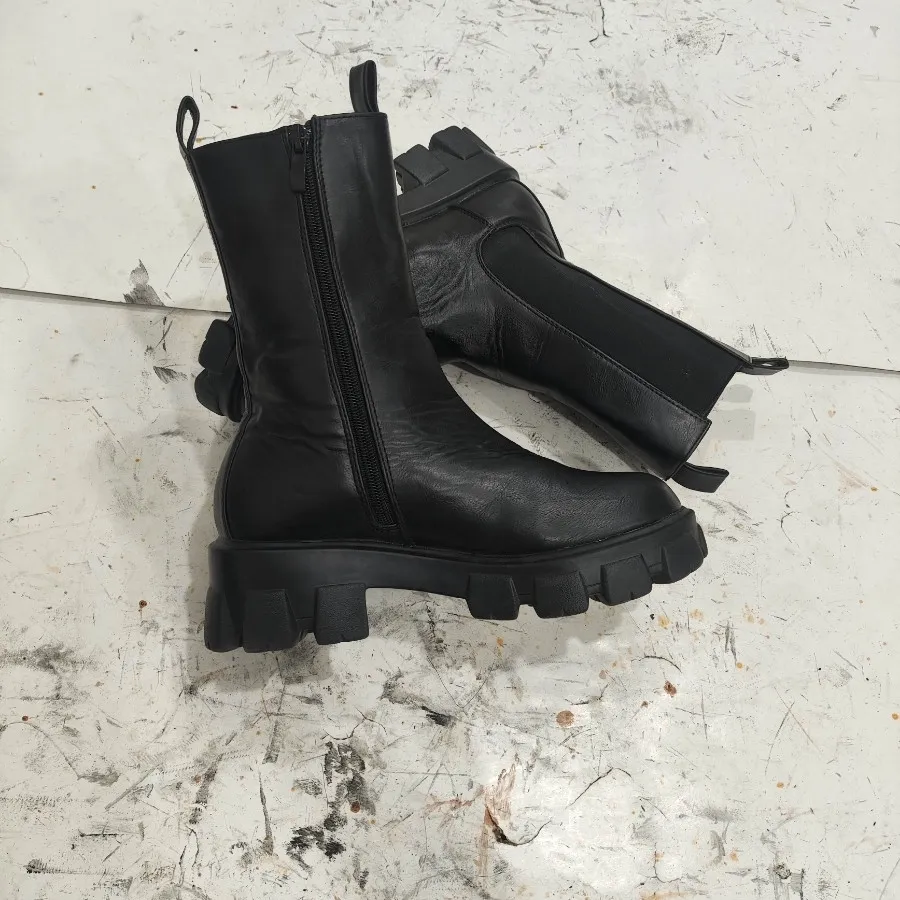 نیم بوت وارداتی