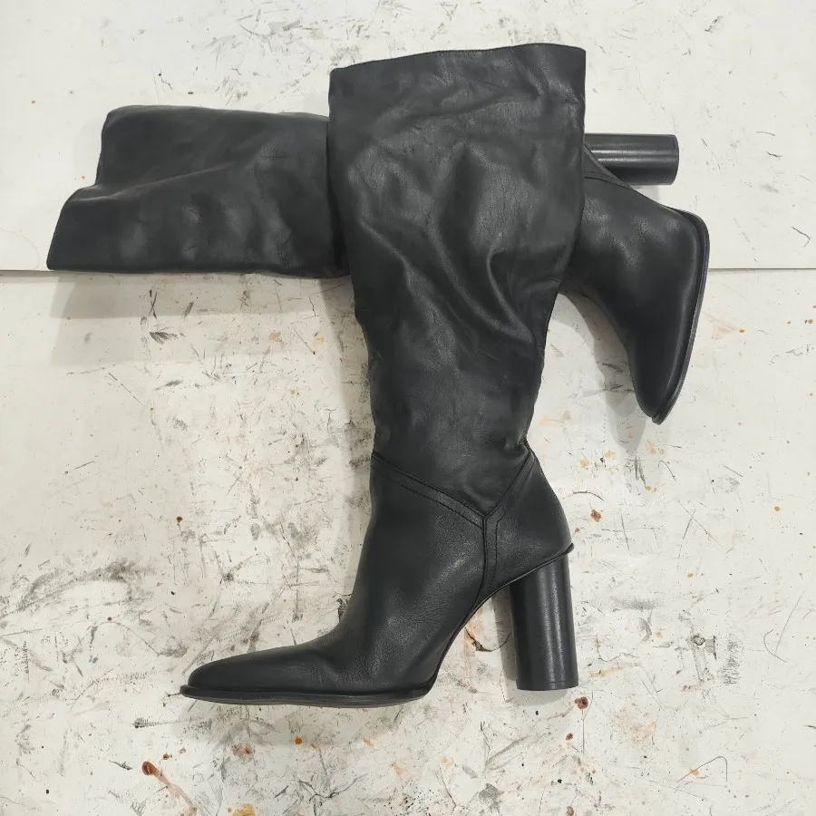 بوت زارا اورجینال