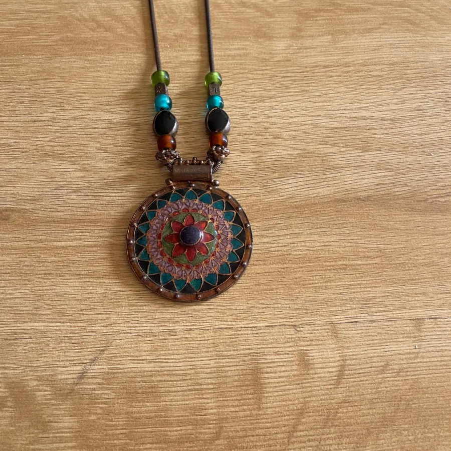 گردنبند تایلندی