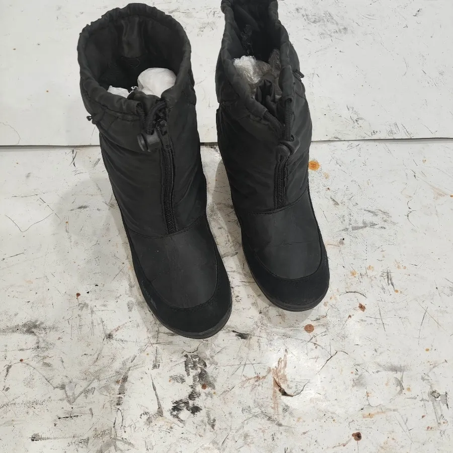 بوت ضد آب وارداتی