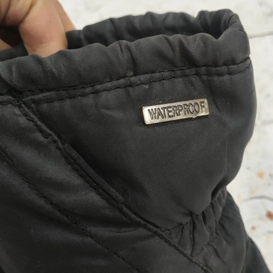 بوت ضد آب وارداتی