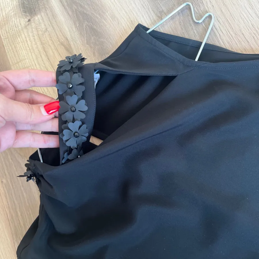 تاپ مجلسی مشکی