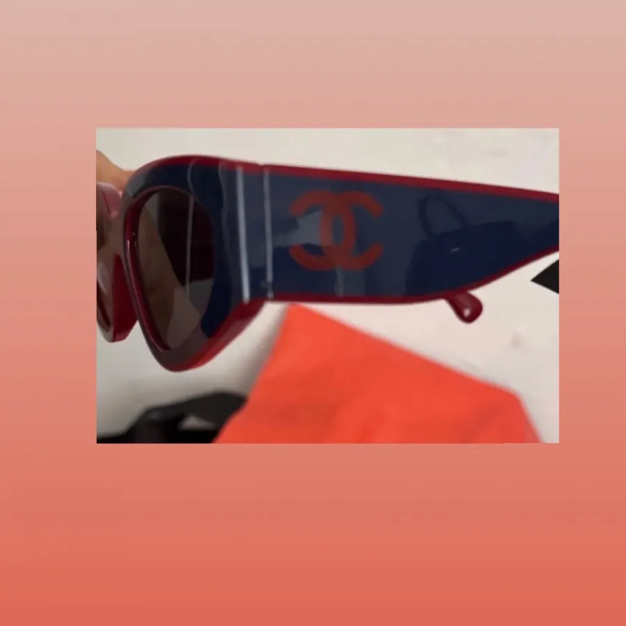 عینک طرح شنل