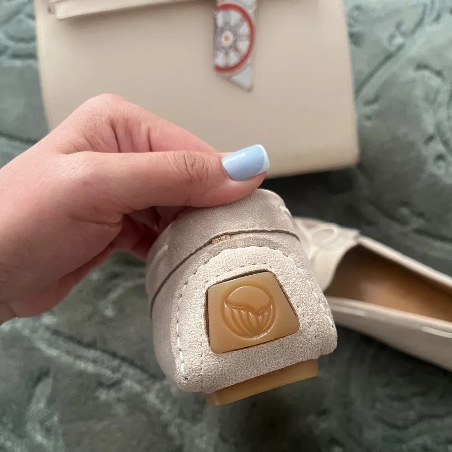 کیف و کالج جیر