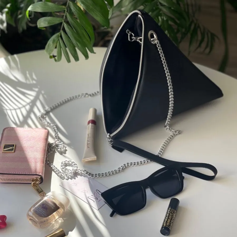 کیف چرم هرمی